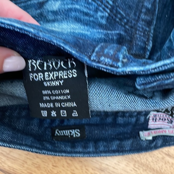 Express Rerock Skinny jeans- size 2 - Picture 10 of 10